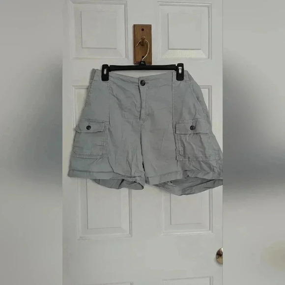 Lee Ultra Lux Flex To Go Cargo Shorts Gray (EUC) - Picture 1 of 16